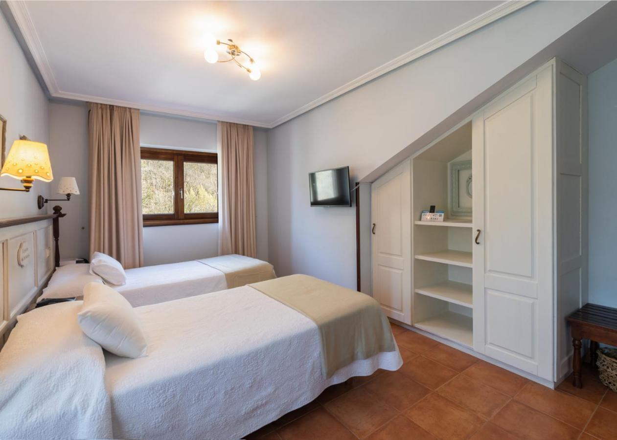 ארנאס דה קבראלס Logis Hotel Restaurante La Casa De Juansabeli מראה חיצוני תמונה