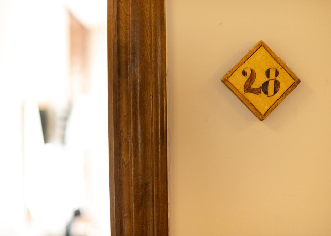 ארנאס דה קבראלס Logis Hotel Restaurante La Casa De Juansabeli מראה חיצוני תמונה
