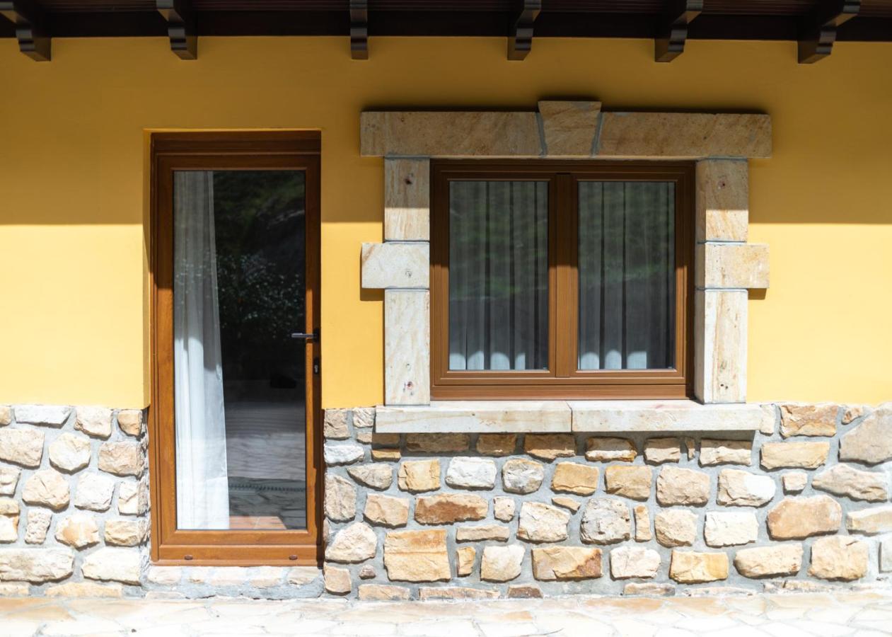 ארנאס דה קבראלס Logis Hotel Restaurante La Casa De Juansabeli מראה חיצוני תמונה
