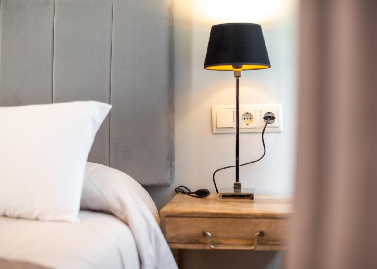 ארנאס דה קבראלס Logis Hotel Restaurante La Casa De Juansabeli מראה חיצוני תמונה