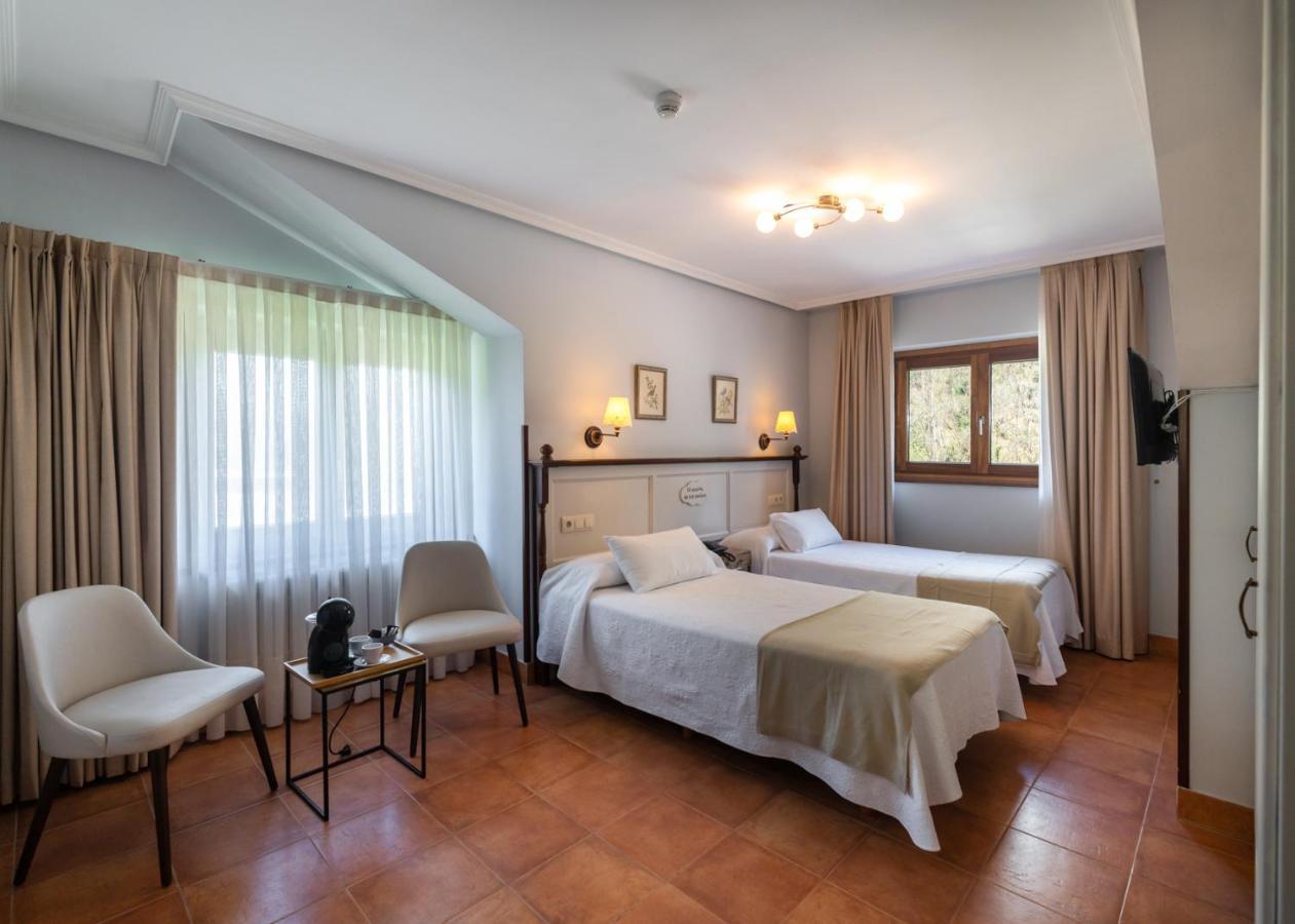 ארנאס דה קבראלס Logis Hotel Restaurante La Casa De Juansabeli מראה חיצוני תמונה