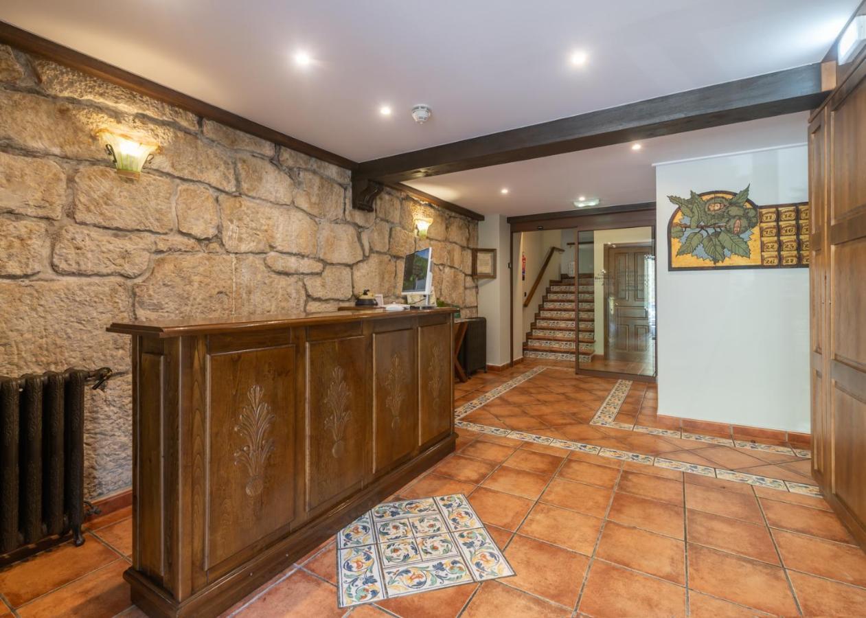 ארנאס דה קבראלס Logis Hotel Restaurante La Casa De Juansabeli מראה חיצוני תמונה